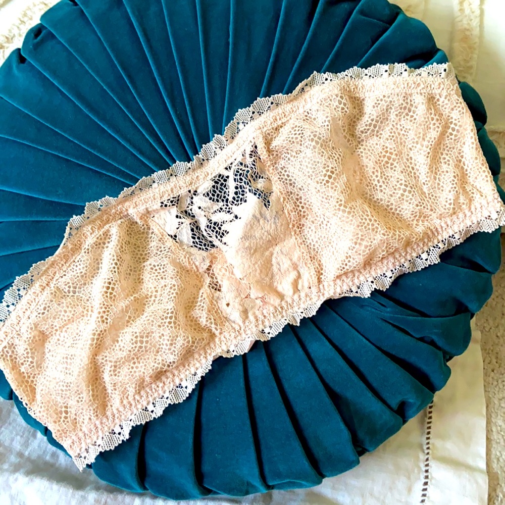 Victoria Secret size large bralette cream lace